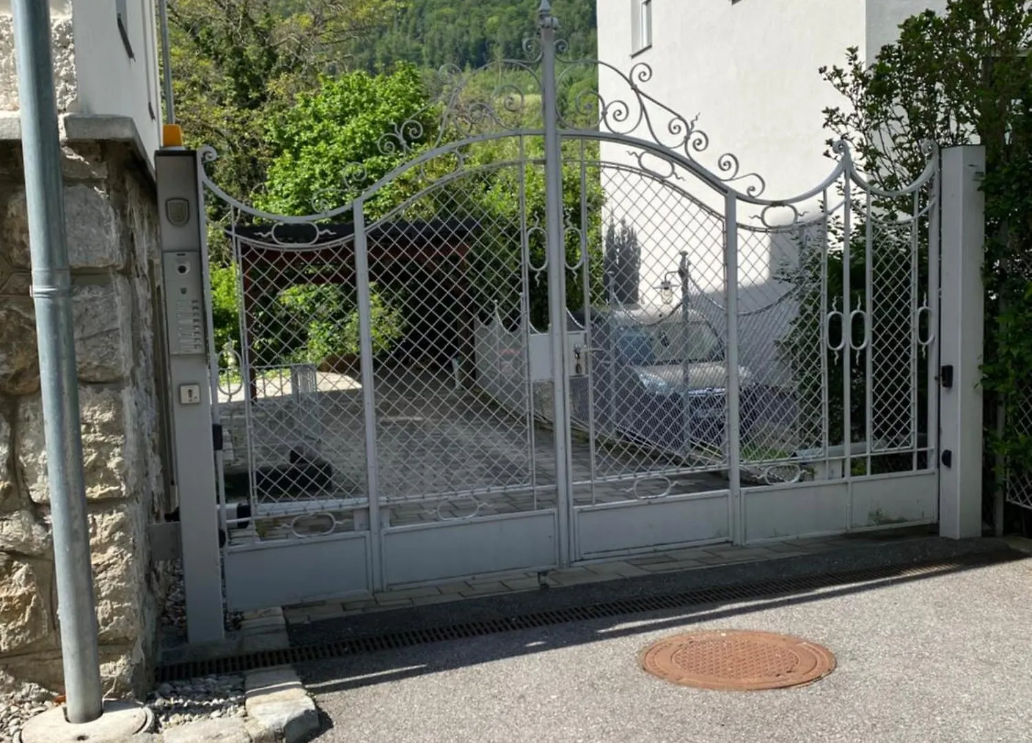 Charmante Altbauwohnung Im Shabby Chic Stil Mit Wintergarten Und Gartenblick - Ihr Perfektes Zuhause In Graz